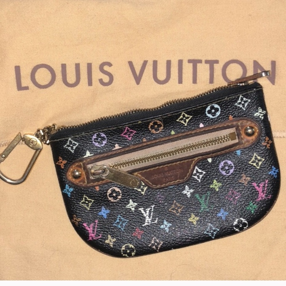 Louis Vuitton noir multicolor cles key wallet 💜